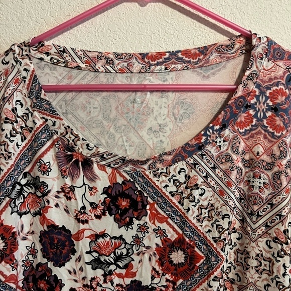 Black and Red 24/7 Floral Shirt Size XXL - Picture 2 of 9